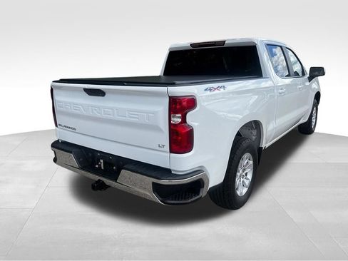 Used 2020 Chevrolet Silverado 1500 LT w/ Fleet Comfort Package AWD/4WD image 3
