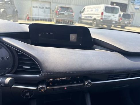 Used 2025 MAZDA MAZDA3 s Sport FWD image 22