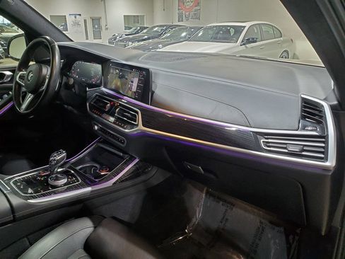 Used 2022 BMW X7 M50i w/ Executive Package AWD/4WD image 14