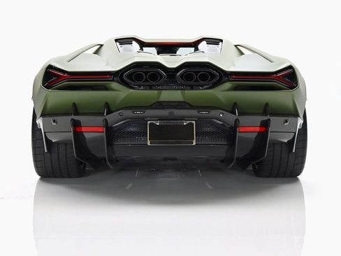 Used 2025 Lamborghini Revuelto AWD/4WD image 4