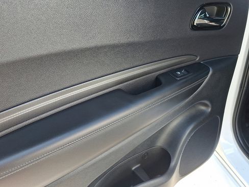 Used 2022 Dodge Durango GT image 19