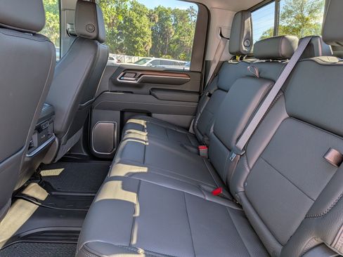 New 2026 GMC Sierra 2500 Denali w/ Denali Reserve Package image 17