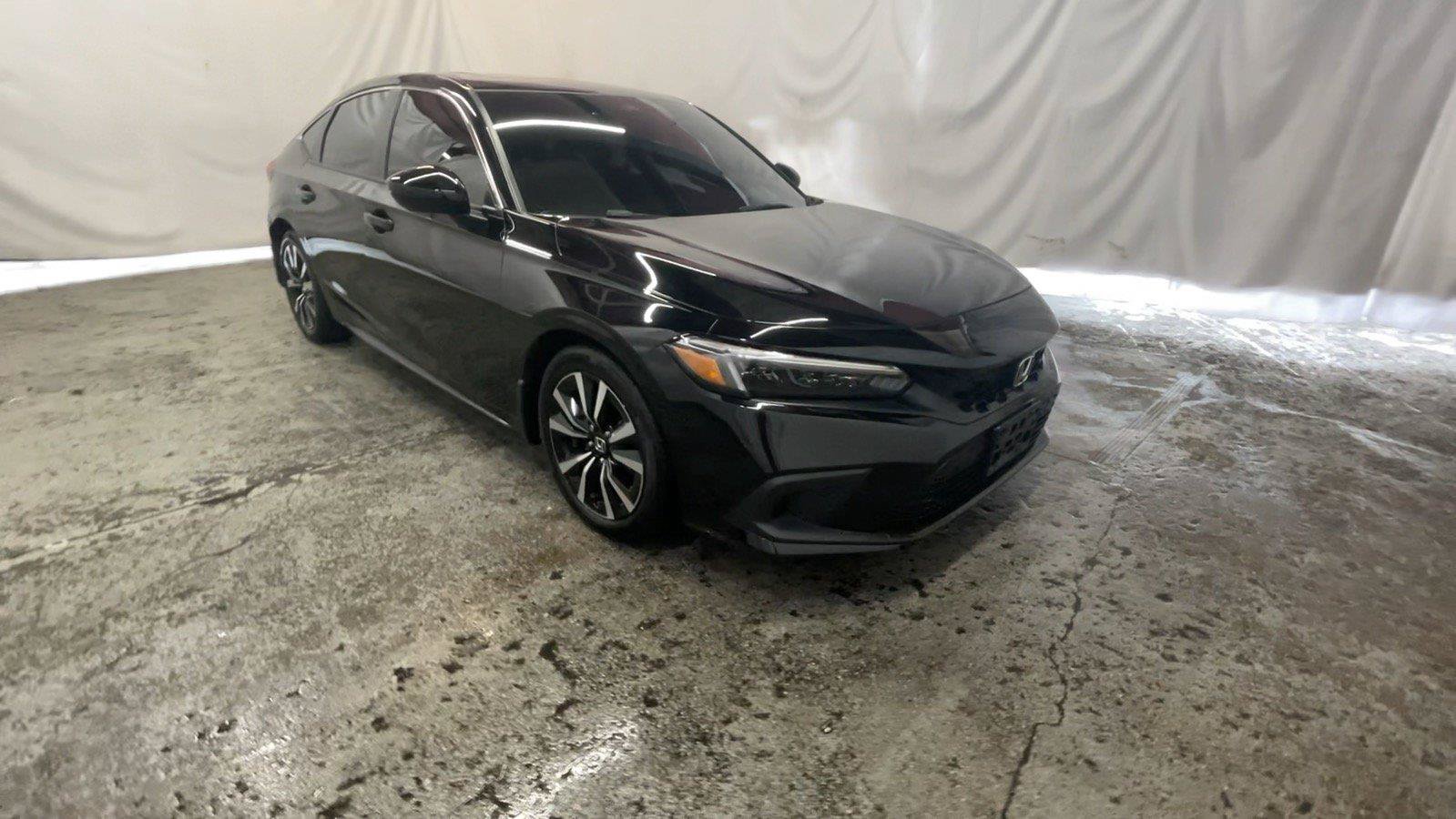 Certified 2024 Honda Civic EX-L image 2
