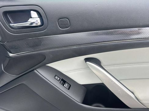 Used 2009 INFINITI G37 Convertible w/ Premium Pkg RWD image 17