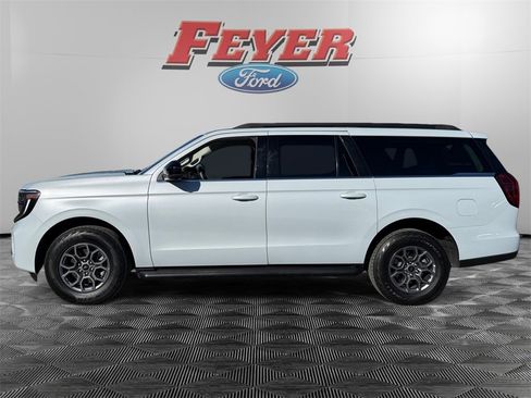 Used 2025 Ford Expedition Max Active image 2