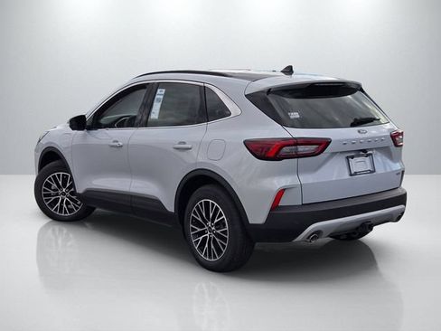 Used 2025 Ford Escape SE w/ PHEV Premium Package FWD image 6