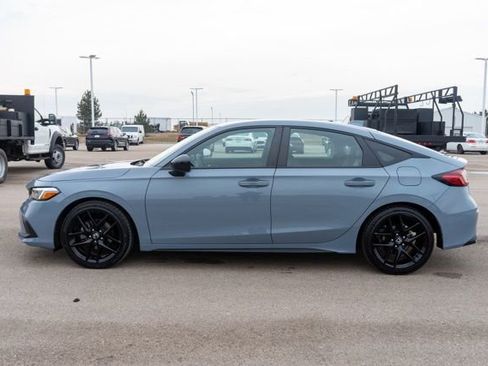 Used 2024 Honda Civic Sport image 4