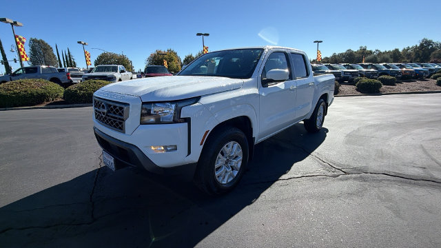 Used 2022 Nissan Frontier SV RWD image 1