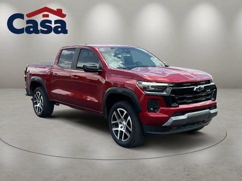 Used 2024 Chevrolet Colorado Z71 w/ Z71 Convenience Package 2 AWD/4WD image 7