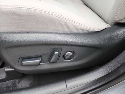Used 2019 Hyundai Tucson Value FWD image 14