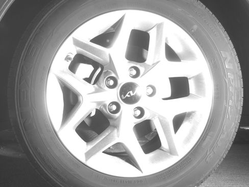 Used 2025 Kia Soul LX w/ LX Technology Package image 17