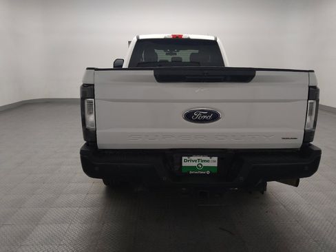 Used 2019 Ford F250 XL w/ Power Equipment Group RWD image 6