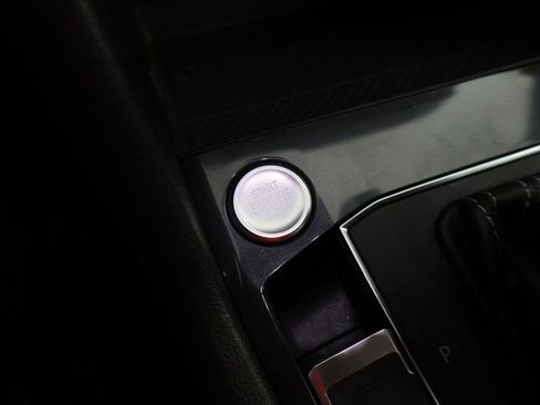 Used 2021 Volkswagen Tiguan SE R-Line image 42