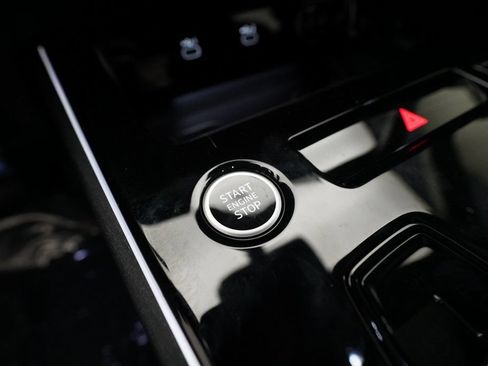 New 2026 Audi A6 Premium Plus AWD/4WD image 32