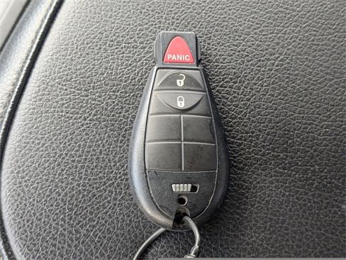 Used 2024 RAM 1500 Classic SLT image 26