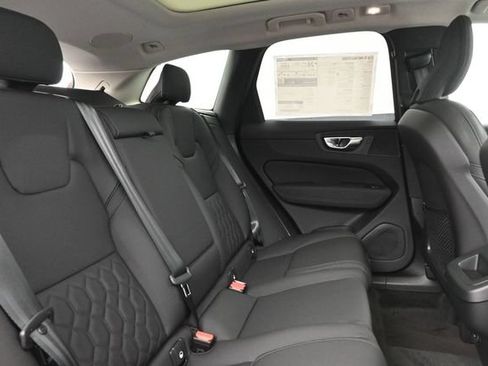 New 2027 Volvo XC60 B5 Plus AWD/4WD image 34