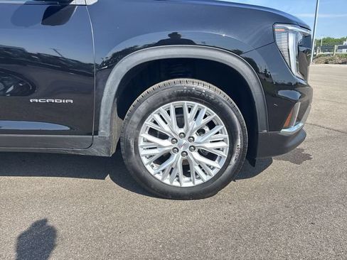 Certified 2026 GMC Acadia Elevation w/ Elevation Premium Package FWD image 14