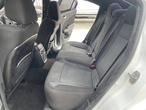 Used 2017 Dodge Charger SXT RWD image 20