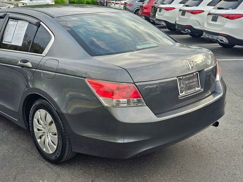 Used 2010 Honda Accord LX image 9