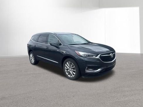 Used 2019 Buick Enclave Essence w/ Trailering Package, 5000 lbs. AWD/4WD image 5