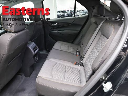 Used 2021 Chevrolet Equinox LT AWD/4WD image 21