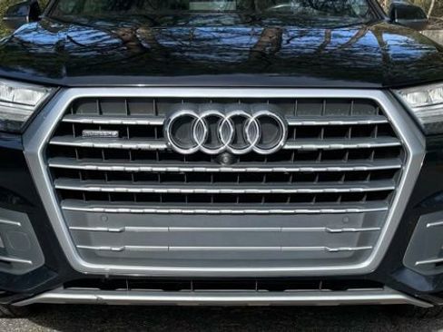 Used 2019 Audi Q7 3.0T Premium Plus w/ Premium Plus Package image 12