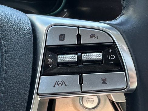 Used 2024 Kia Telluride EX w/ EX Captain's Chair Package image 30