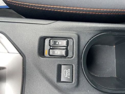 Used 2019 Subaru Crosstrek 2.0i Premium w/ Eyesight System image 10