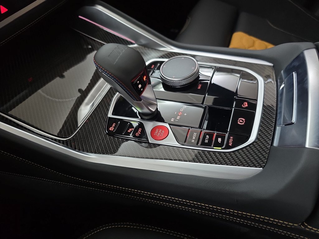 New 2026 BMW X5 M Competition w/ Executive Package AWD/4WD image 23