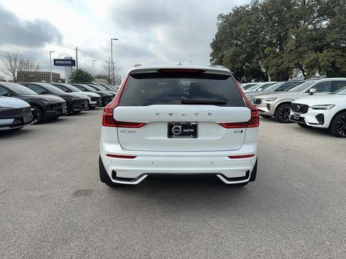 New 2026 Volvo XC60 B5 Plus w/ Climate Package image 5