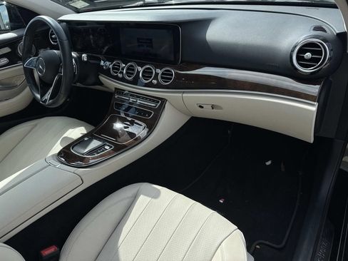 Used 2022 Mercedes-Benz E 350 Sedan image 11