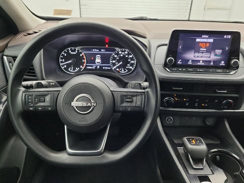 Used 2023 Nissan Rogue S AWD/4WD image 22