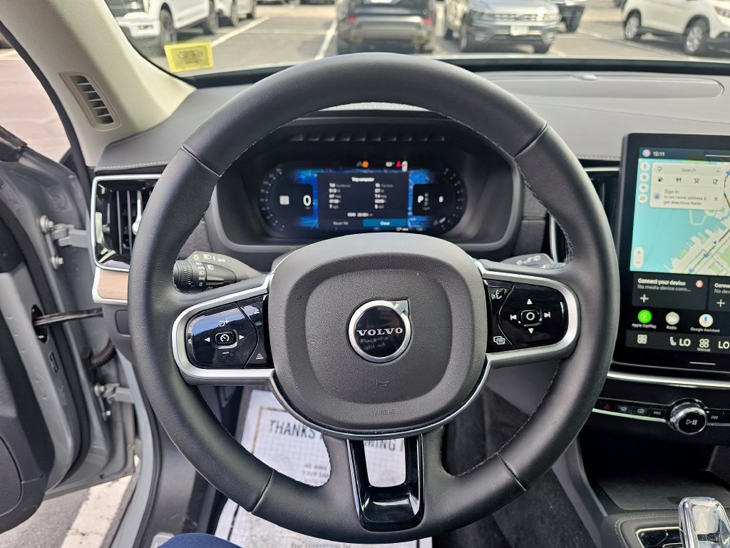 Certified 2025 Volvo XC90 B5 Core AWD/4WD image 18