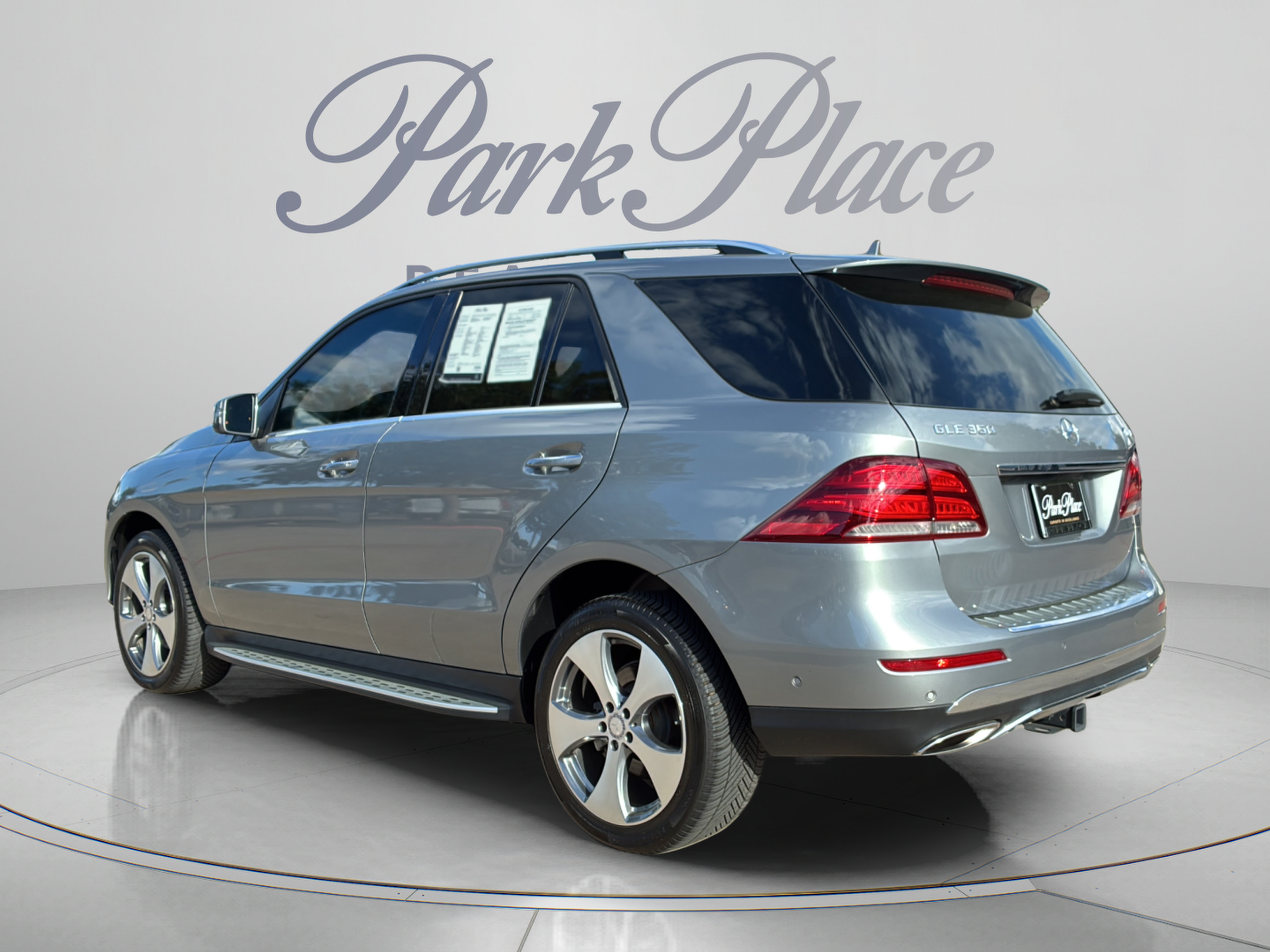 Used 2016 Mercedes-Benz GLE 350 4MATIC image 3
