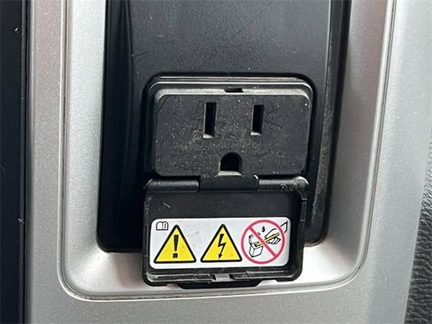 Used 2012 RAM 2500 Big Horn image 29