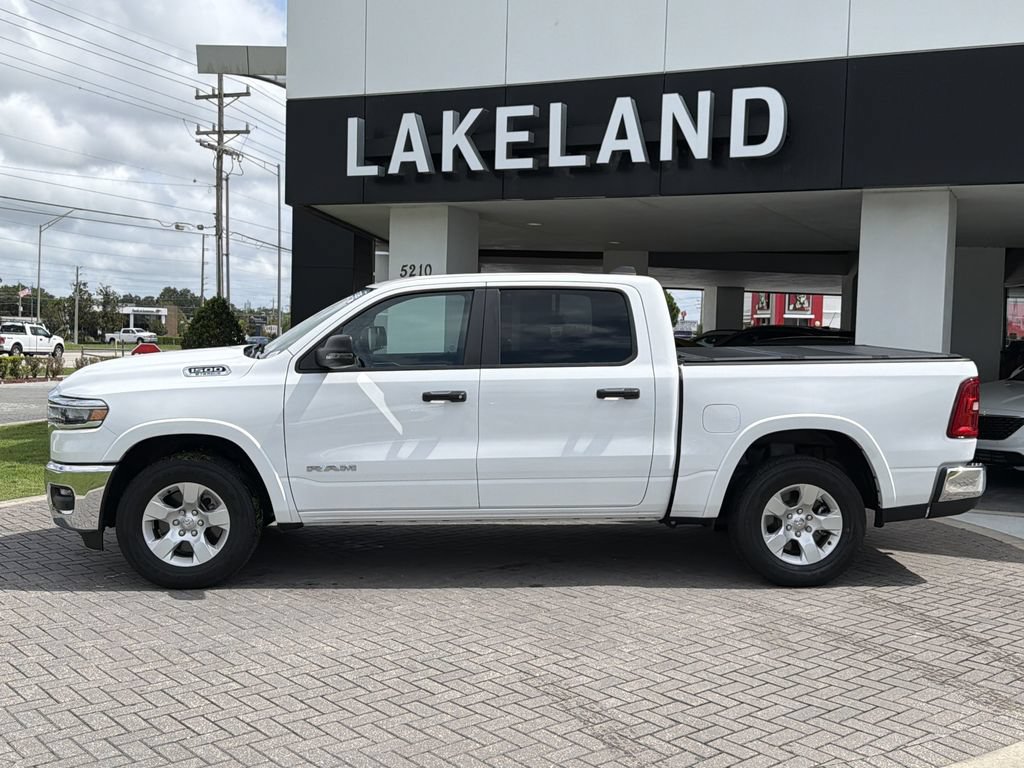 Used 2025 RAM 1500 Big Horn AWD/4WD image 3