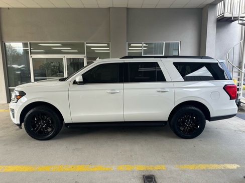 Certified 2024 Ford Expedition Max XLT image 4