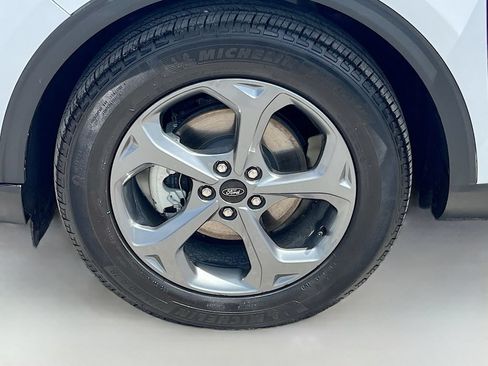 Used 2025 Ford Escape ST-Line w/ Equipment Group 301A FWD image 30