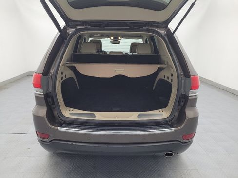 Used 2018 Jeep Grand Cherokee Limited AWD/4WD image 29