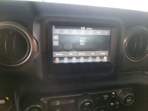 Used 2023 Jeep Wrangler Unlimited Sport AWD/4WD image 19