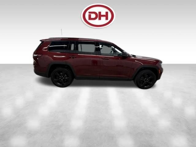 Used 2025 Jeep Grand Cherokee L Altitude AWD/4WD image 2