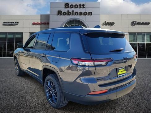 New 2025 Jeep Grand Cherokee L Limited image 3