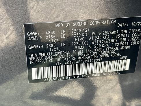 Used 2023 Subaru Outback Premium AWD/4WD image 29