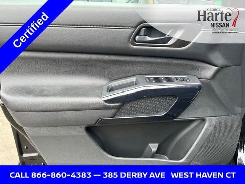 Certified 2025 Nissan Pathfinder SV AWD/4WD image 17