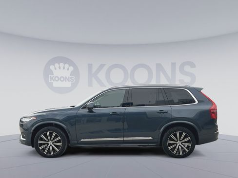 Used 2023 Volvo XC90 B5 Plus w/ Protection Package image 2