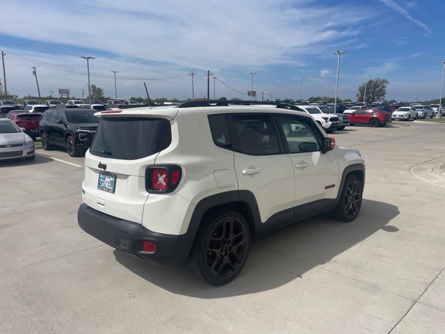 Used 2020 Jeep Renegade Latitude FWD image 3