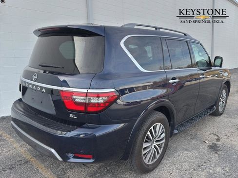 Used 2023 Nissan Armada SL w/ Captain's Chairs Package image 7
