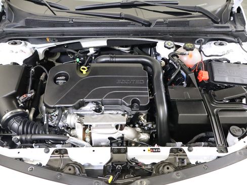 Used 2024 Chevrolet Malibu LT image 13