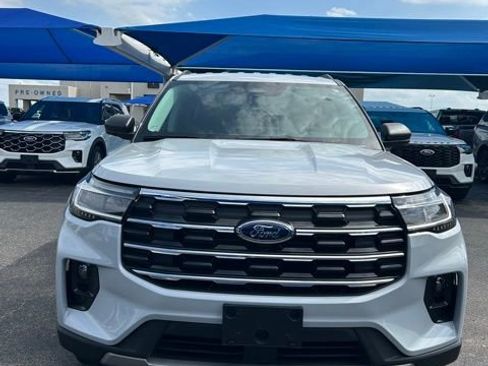 New 2026 Ford Explorer Active RWD image 1