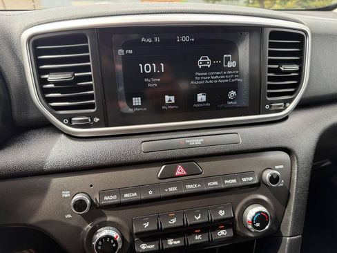 Used 2020 Kia Sportage LX FWD image 13